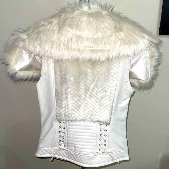 Guess Women’s Vest - Picture 2 of 2